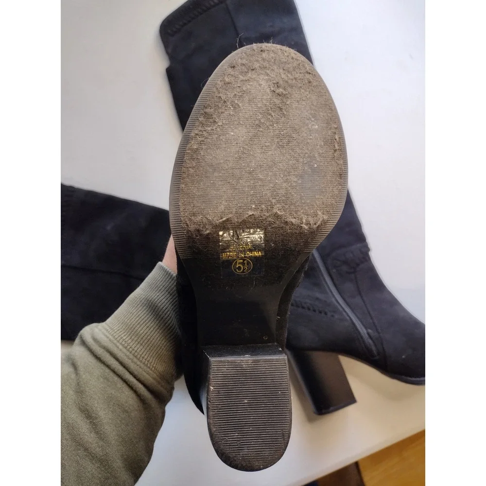 Black Suede Knee High‎ Boots Chunky Heel Side Zip Women Size 5.5